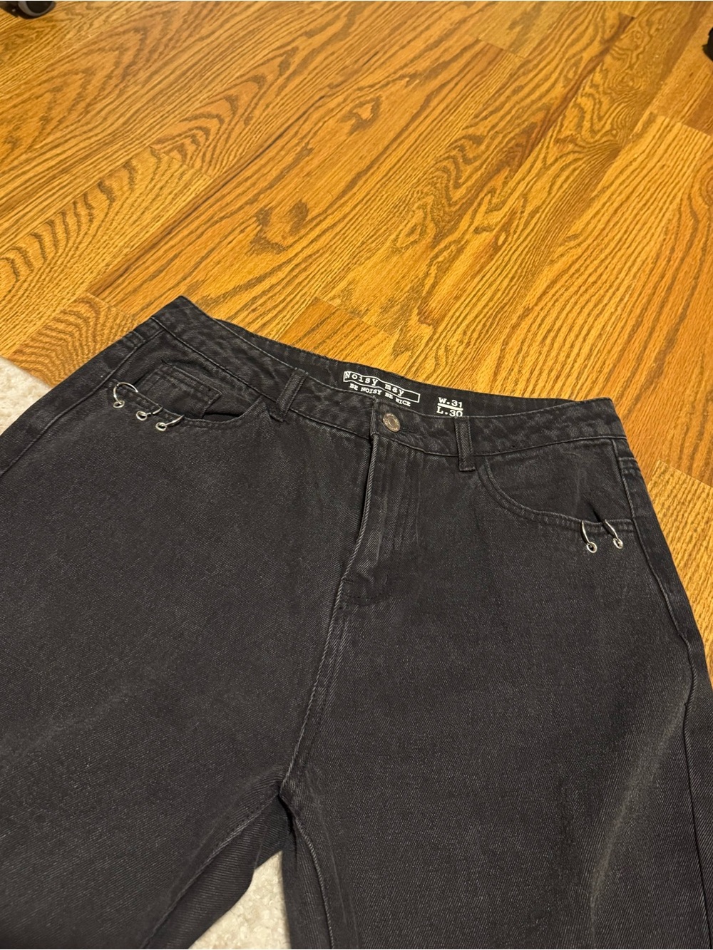 Noisy may pierced straight leg ripped black jeans